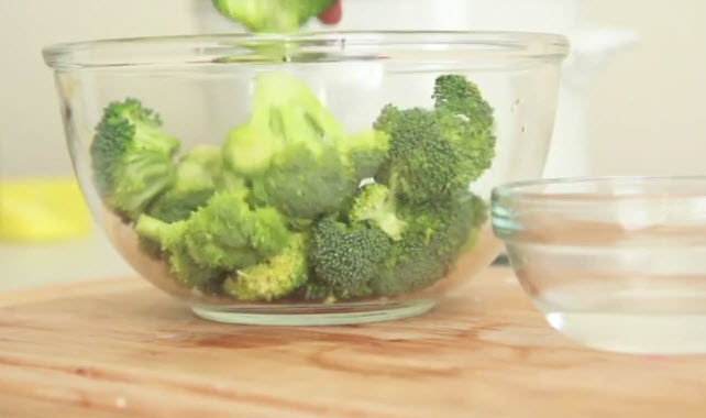 Crock Pot Beef Broccoli preparation