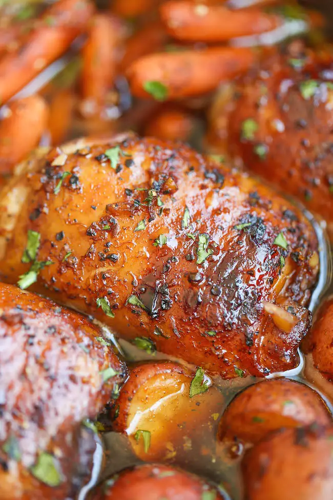 Slow Cooker Chicken Garlic & Honey on Vegetables