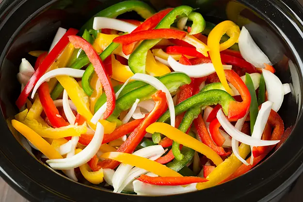 Exotic Slow Cooker Chicken Fajitas5