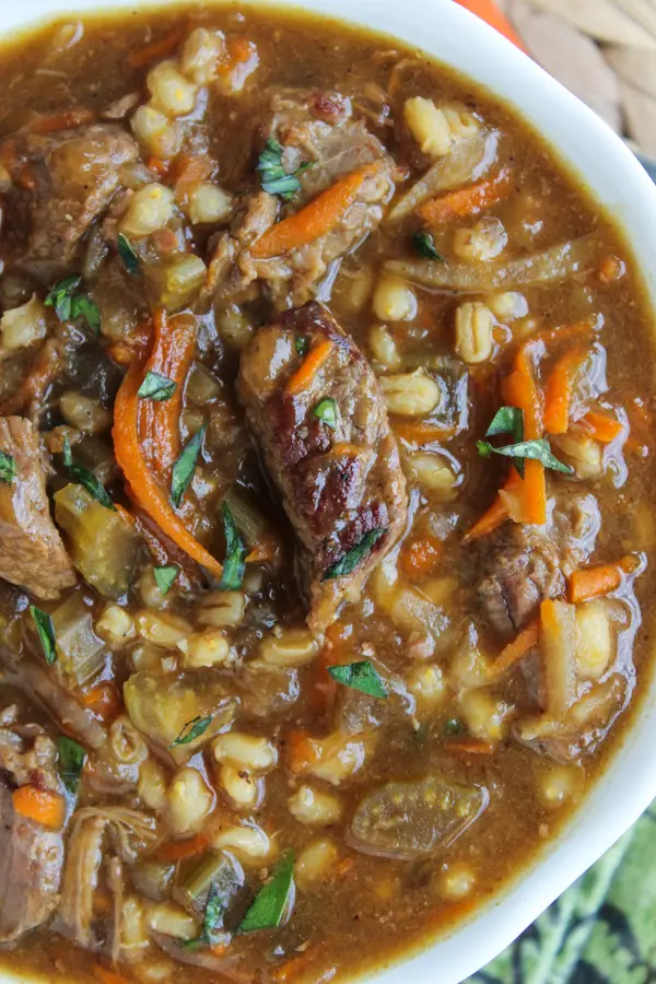 Slow Cooker Beef Barley Soup1