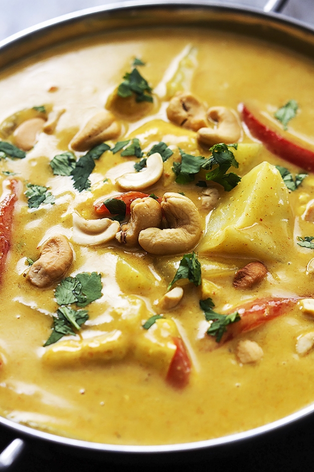 Slow Cooker Chicken Cashew Coconut & Curry
