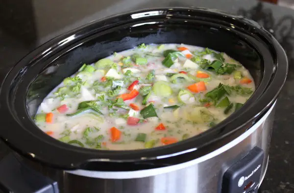 Slow Cooker Corn Chicken Chowder3