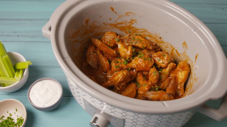 Homemade Slow Cooker Chicken Buffalo Ranch Wings1
