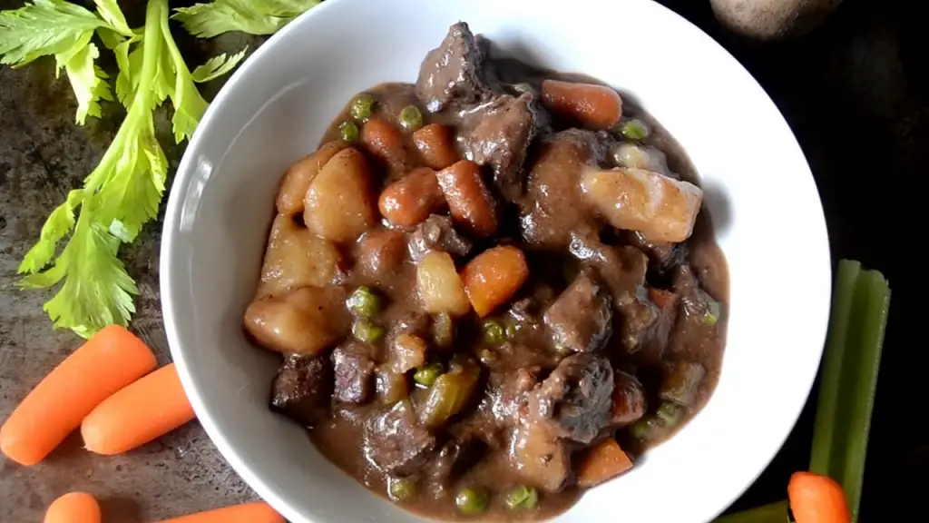 How to Make the Best Slow Cooker Beef Stew12