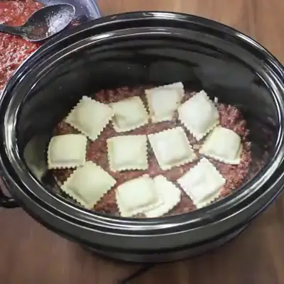 Slow Cooker Ravioli Lasagna Recipe 4