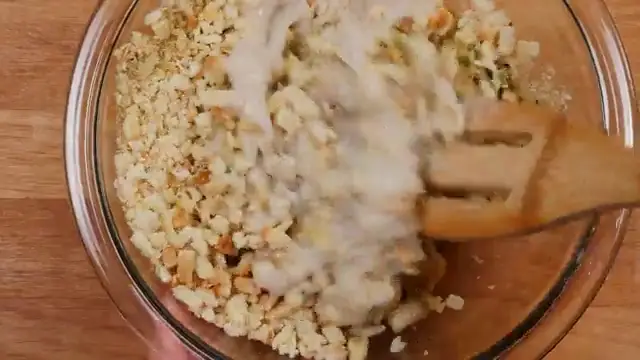 4 Ingredients Slow Cooker Chicken & Stuffing1