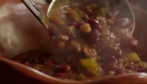 How to Make a Delicious Slow Cooker Chili0