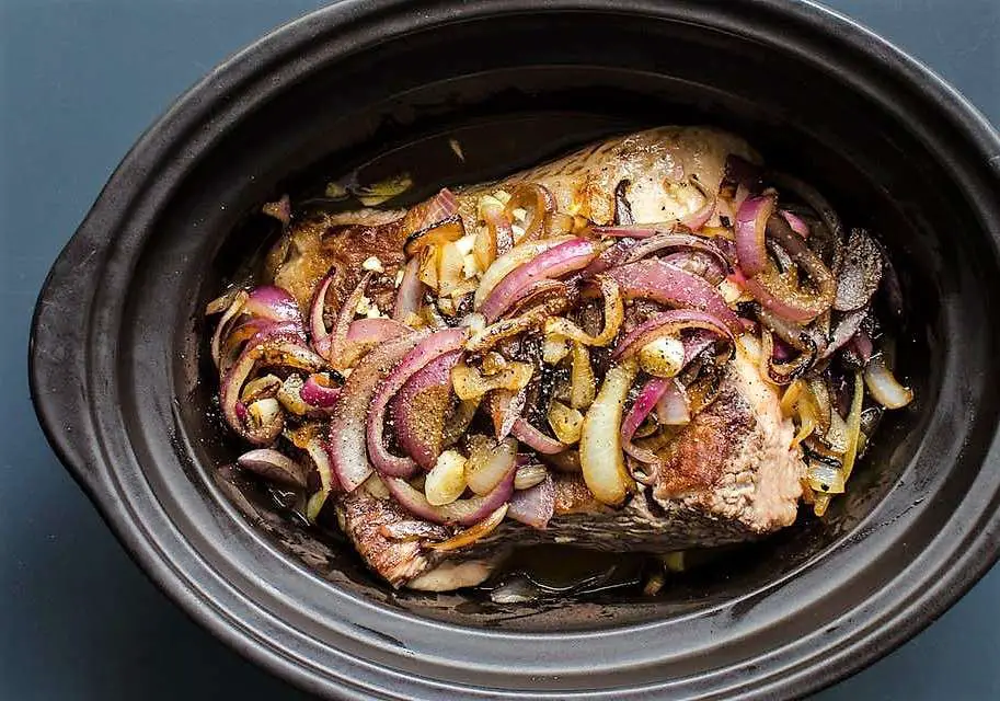 Slow Cooker Beef Brisket & Onions1