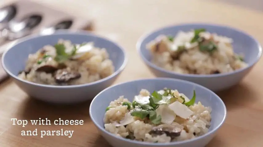Creamy Mushroom Risotto with Peas Made in a Slow Cooker_12