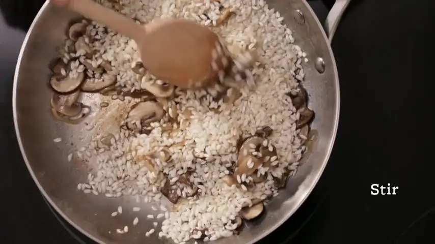 Creamy Mushroom Risotto with Peas Made in a Slow Cooker_5