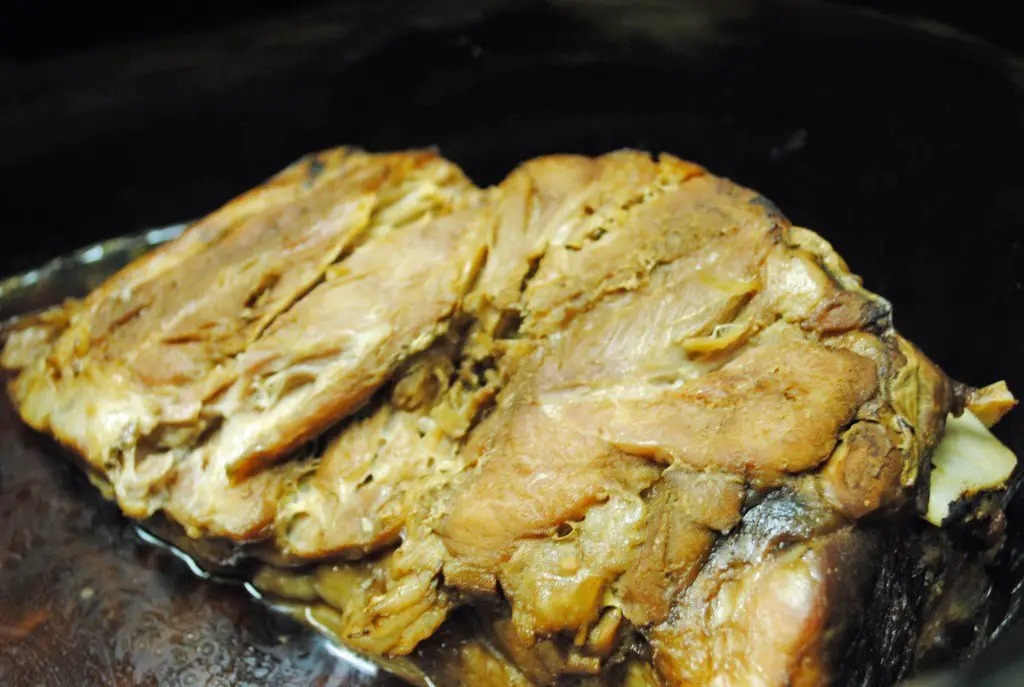 Slow Cooker Puller Pork with Liquid Smoke1