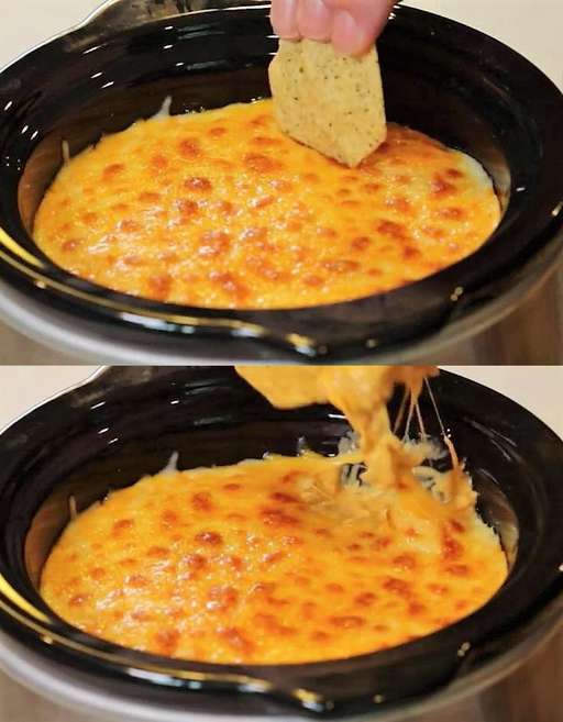 Easy Slow Cooker Buffalo Chicken Dip as seen on SlowCookerSociety9
